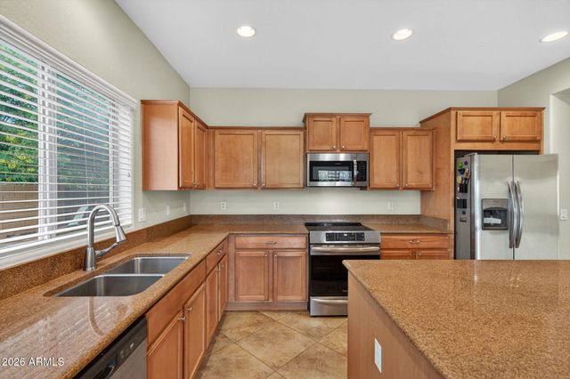 871 E KAPASI Lane, San Tan Valley, AZ 85140