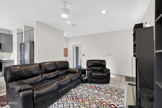 871 E KAPASI Lane, San Tan Valley, AZ 85140