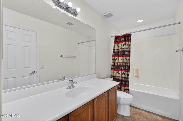 871 E KAPASI Lane, San Tan Valley, AZ 85140