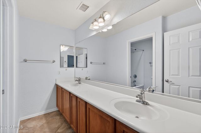 871 E KAPASI Lane, San Tan Valley, AZ 85140