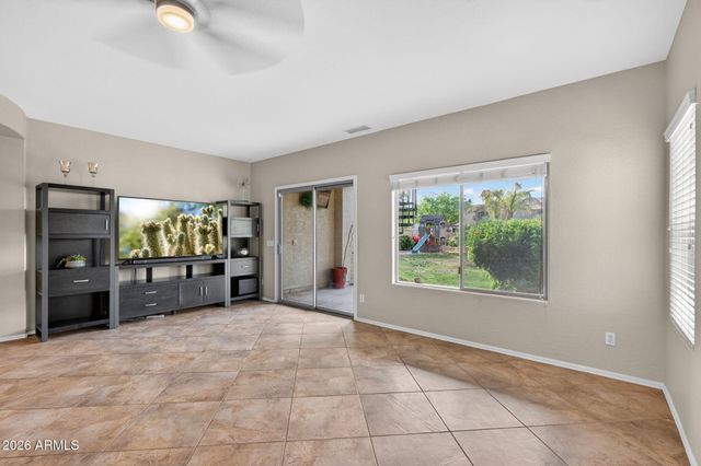 871 E KAPASI Lane, San Tan Valley, AZ 85140