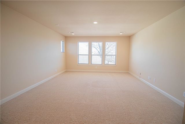 5503 SW Lavender Lane, Bentonville, AR 72713