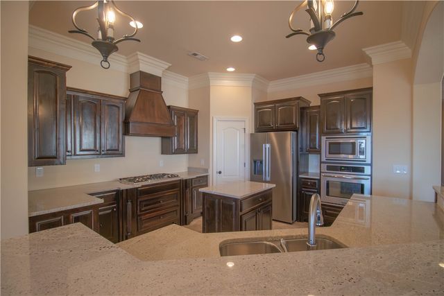 5503 SW Lavender Lane, Bentonville, AR 72713