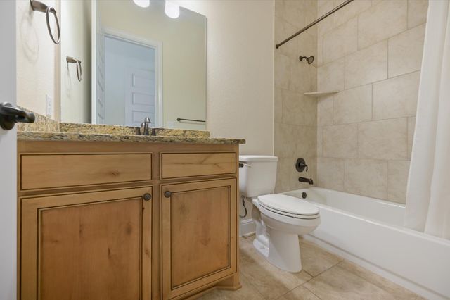 19305 Leisure LN, Jonestown, TX 78645