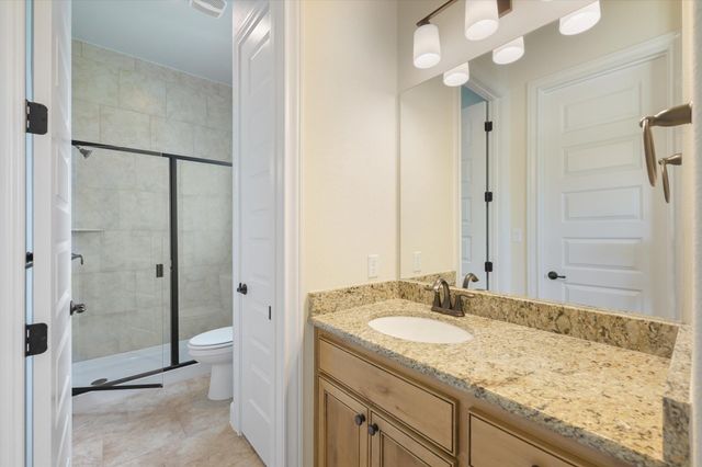 19305 Leisure LN, Jonestown, TX 78645