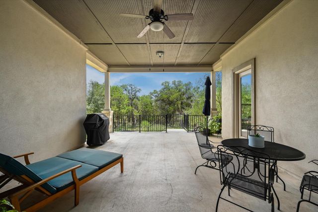 19305 Leisure LN, Jonestown, TX 78645