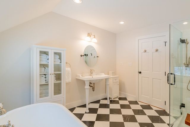 1058 Granger Hollow Road, Shaftsbury, VT 05262