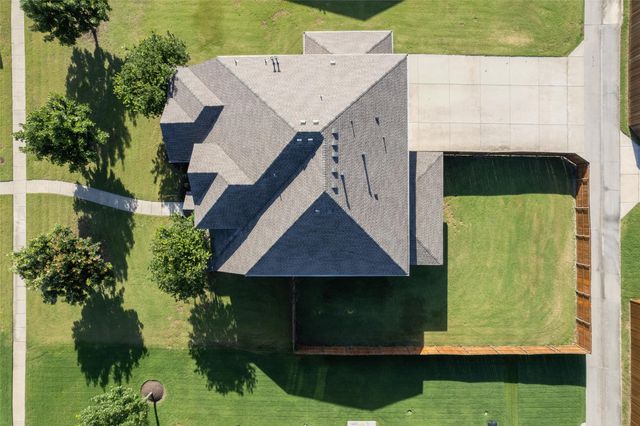 341 Vista Park Drive, Sunnyvale, TX 75182