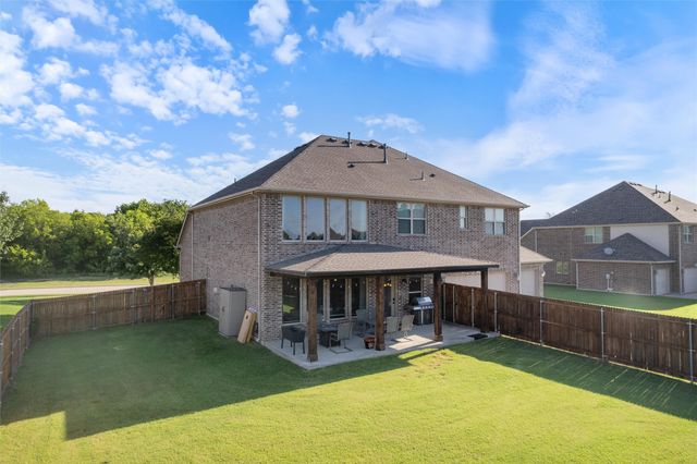 341 Vista Park Drive, Sunnyvale, TX 75182
