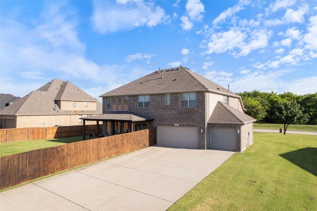 341 Vista Park Drive, Sunnyvale, TX 75182