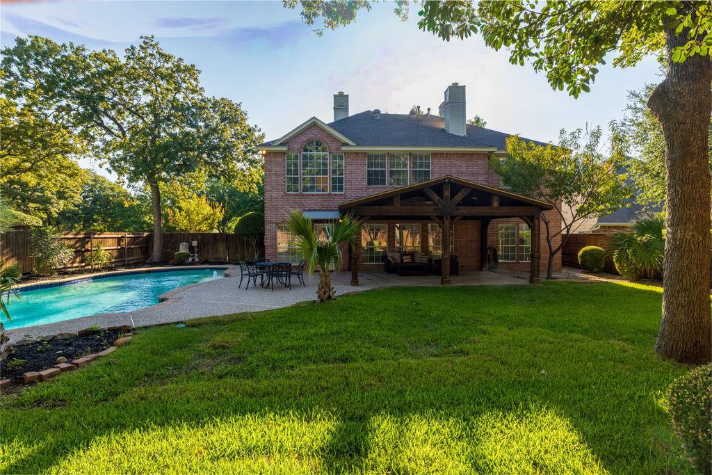 2221 Hidden Woods Court, Arlington, TX 76006 — photo 2