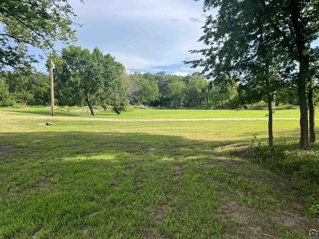 910 NW West Union RD, Topeka, KS 66615