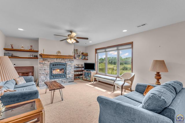 910 NW West Union RD, Topeka, KS 66615