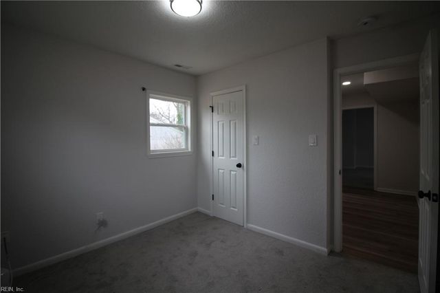 358 Hospital DR, Virginia Beach, VA 23452