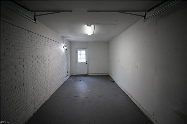 358 Hospital DR, Virginia Beach, VA 23452