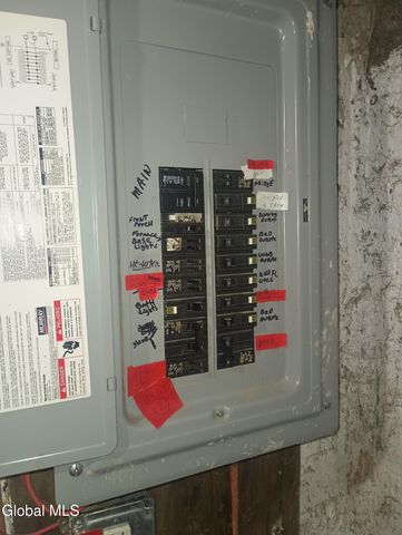 81 N Manning Boulevard, Albany, NY 12206