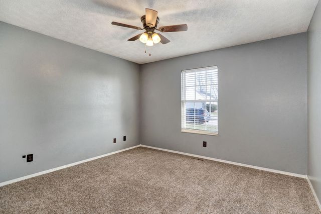 1363 S Concordia Avenue, Republic, MO 65738