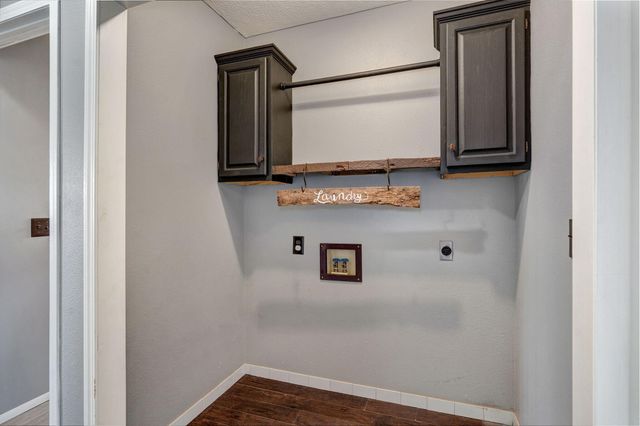 1363 S Concordia Avenue, Republic, MO 65738