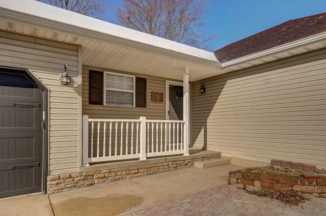 1363 S Concordia Avenue, Republic, MO 65738