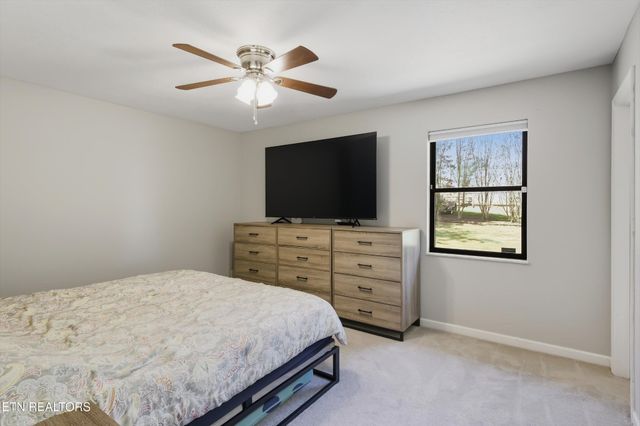 420 First St, Seymour, TN 37865