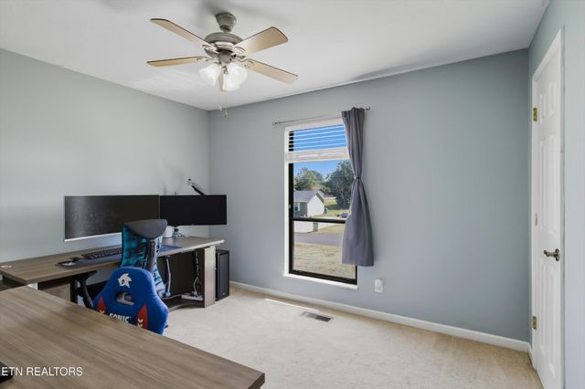 420 First St, Seymour, TN 37865