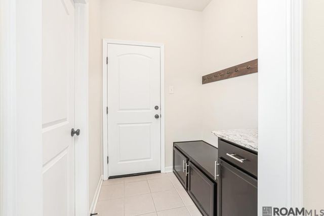 38387 Brown Rd, Prairieville, LA 70769