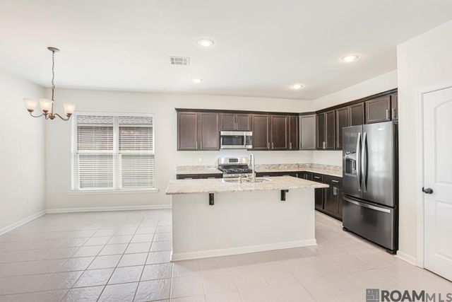 38387 Brown Rd, Prairieville, LA 70769