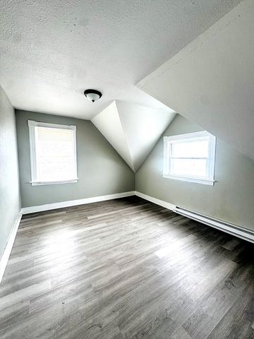 738 Central St 2, Lowell, MA 01852