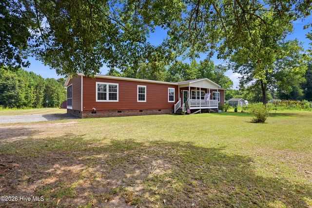 4040 Willard Road, Willard, NC 28478