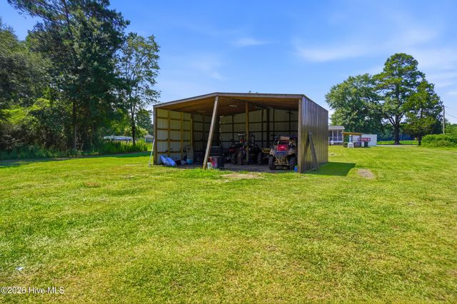4040 Willard Road, Willard, NC 28478
