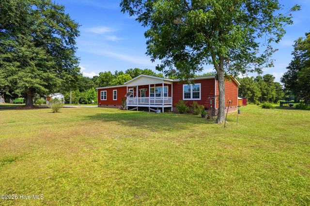 4040 Willard Road, Willard, NC 28478