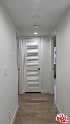 330 Cameron Place 10, Glendale, CA 91207