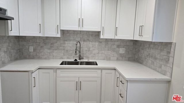 330 Cameron Place 10, Glendale, CA 91207