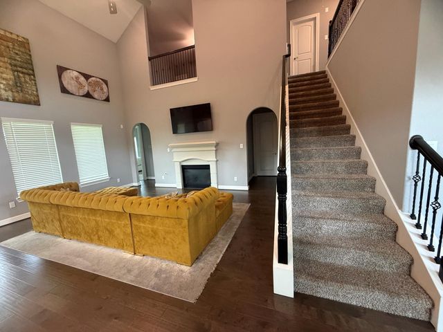 2806 Emerald Pines Lane, Iowa Colony, TX 77583