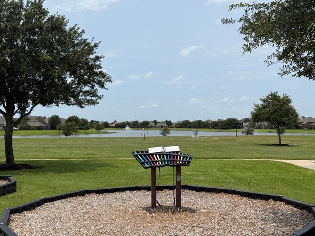 2806 Emerald Pines Lane, Iowa Colony, TX 77583