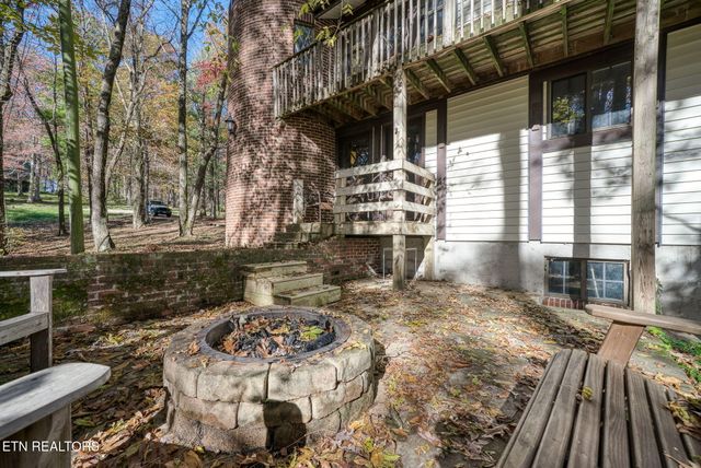 2908 Renegade Mountain Pkwy, Crab Orchard, TN 37723