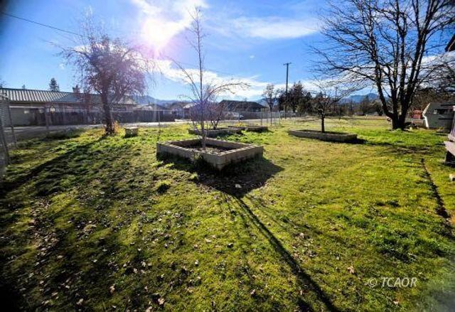 134 Humboldt Street, Hayfork, CA 96041