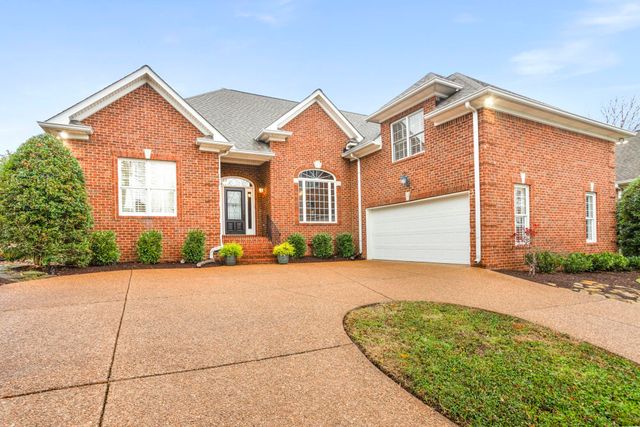 134 Ashland Pt, Hendersonville, TN 37075