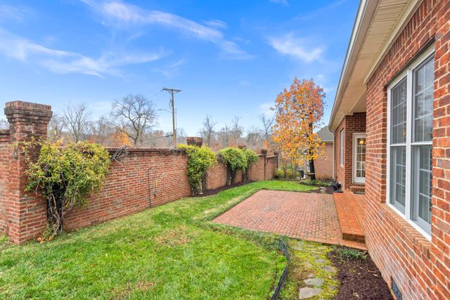 134 Ashland Pt, Hendersonville, TN 37075