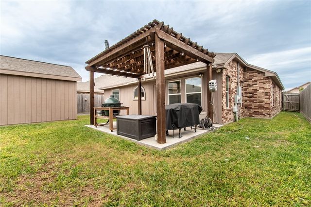 2207 Tallow Dr, Portland, TX 78374