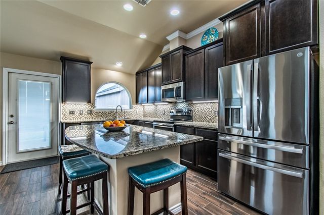 2207 Tallow Dr, Portland, TX 78374