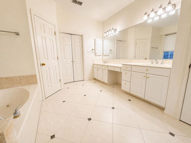18283 Meandering Way, Dallas, TX 75252