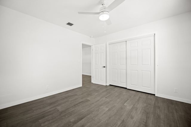 5240 NE 3rd Terrace, Oakland Park, FL 33334