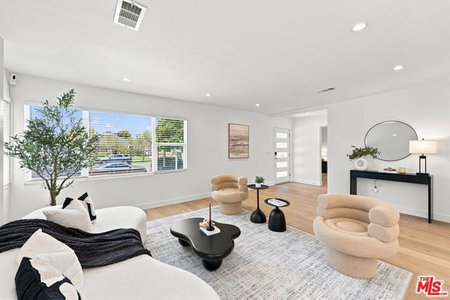 1932 S Crescent Heights Boulevard, Los Angeles, CA 90034