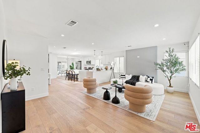 1932 S Crescent Heights Boulevard, Los Angeles, CA 90034