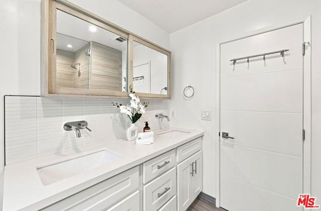 1932 S Crescent Heights Boulevard, Los Angeles, CA 90034