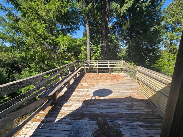 5004 Sprowl Creek Road, Garberville, CA 95542