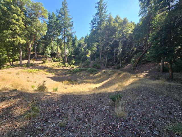 5004 Sprowl Creek Road, Garberville, CA 95542