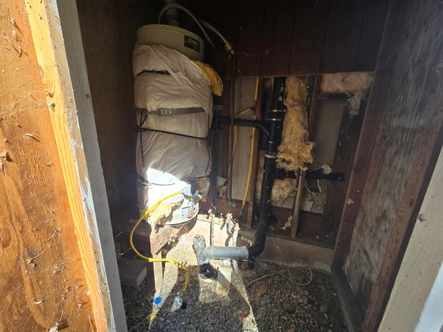 5004 Sprowl Creek Road, Garberville, CA 95542