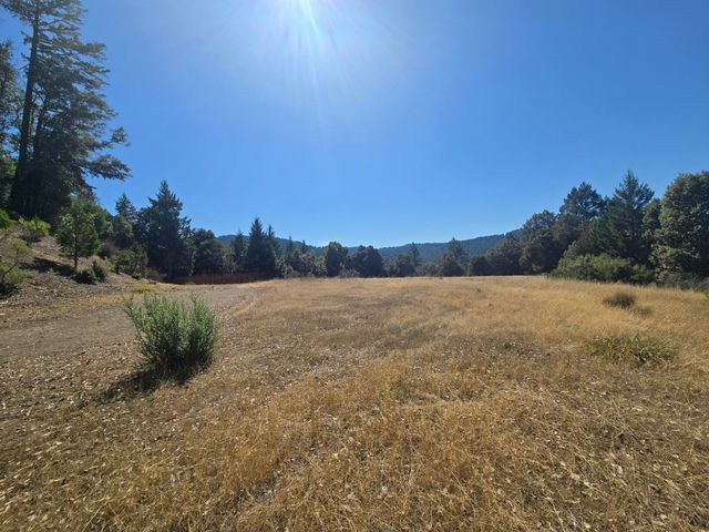 5004 Sprowl Creek Road, Garberville, CA 95542